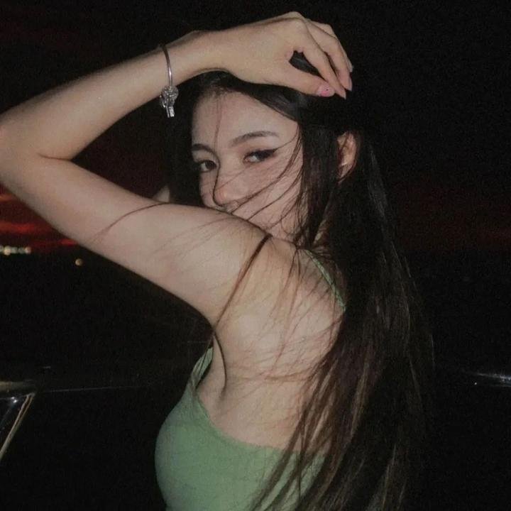 蝙蝠侠与哈莉·奎恩